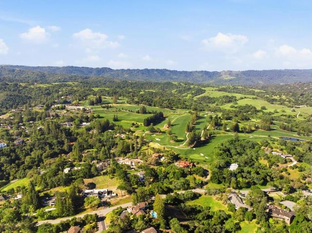 2930 Alexis Drive, Palo Alto, CA 94304