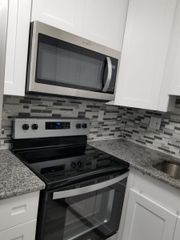 2990 NE 16th Ave 105, Oakland Park, FL 33334