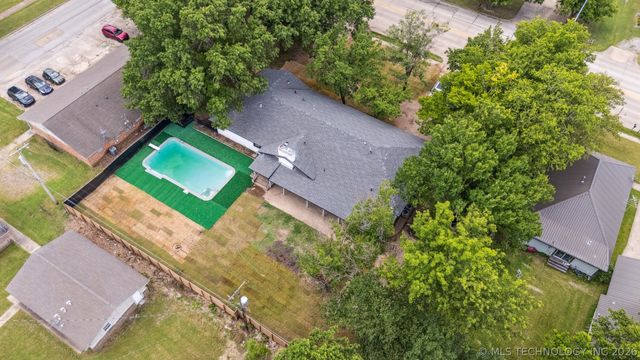 215 S Elliott Street, Pryor, OK 74361