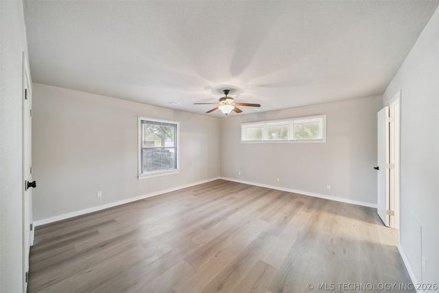 215 S Elliott Street, Pryor, OK 74361