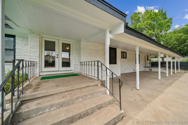 215 S Elliott Street, Pryor, OK 74361