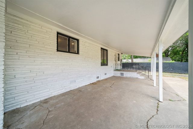 215 S Elliott Street, Pryor, OK 74361