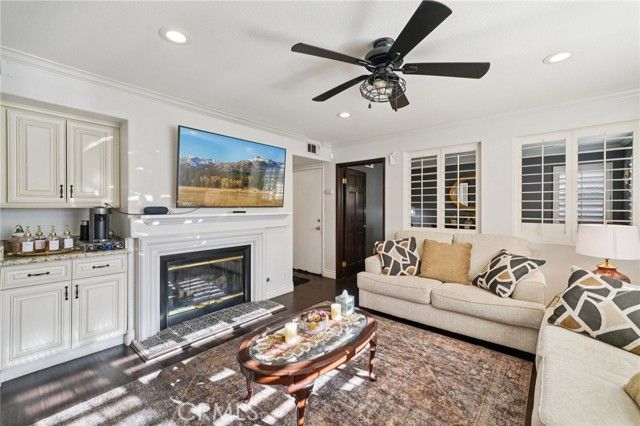 142 Tamarack, Corona, CA 92881