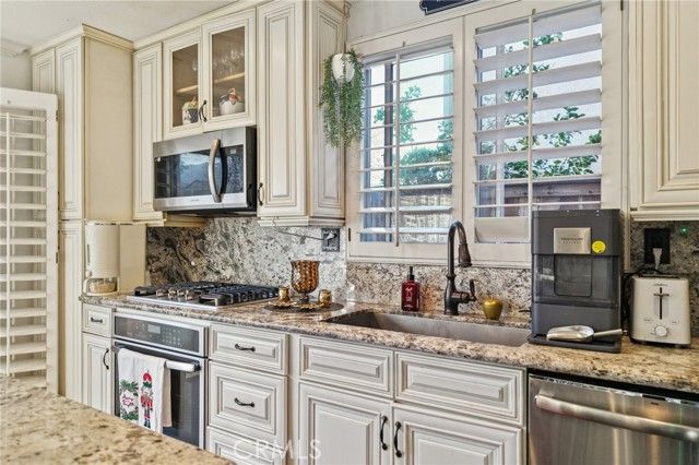 142 Tamarack, Corona, CA 92881