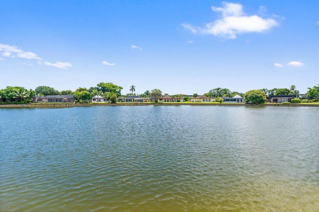6106 Royal Poinciana Lane, Tamarac, FL 33319
