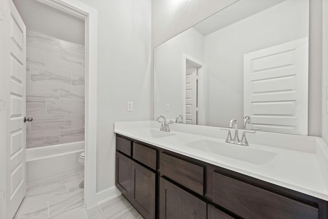 1135 Village Falls Drive, Missouri City, TX 77459