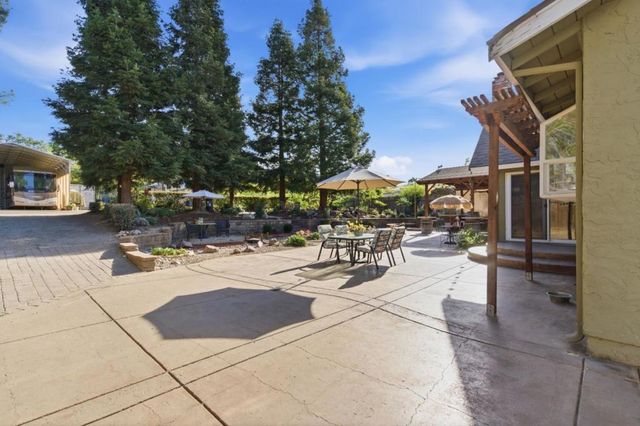 1035 Easy Street, Morgan Hill, CA 95037