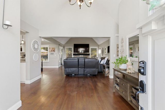 1035 Easy Street, Morgan Hill, CA 95037