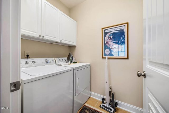 79 Heatherwood Drive, Chapel Hill, NC 27516