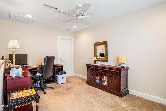 79 Heatherwood Drive, Chapel Hill, NC 27516