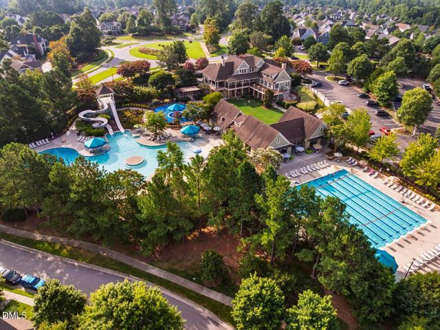 79 Heatherwood Drive, Chapel Hill, NC 27516