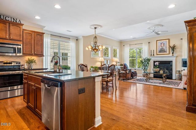 79 Heatherwood Drive, Chapel Hill, NC 27516
