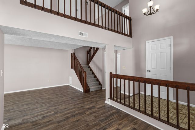 2449 Chaseway Court, Indianapolis, IN 46268