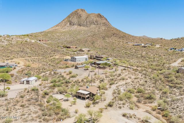 3442 W MEANDER Road, New River, AZ 85087