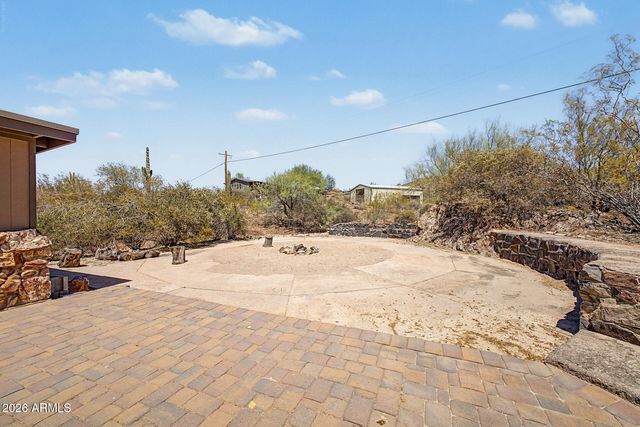 3442 W MEANDER Road, New River, AZ 85087