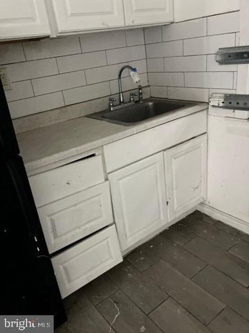1018 S 53RD ST, Philadelphia, PA 19143