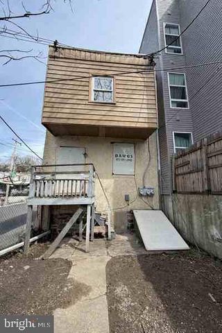 1018 S 53RD ST, Philadelphia, PA 19143