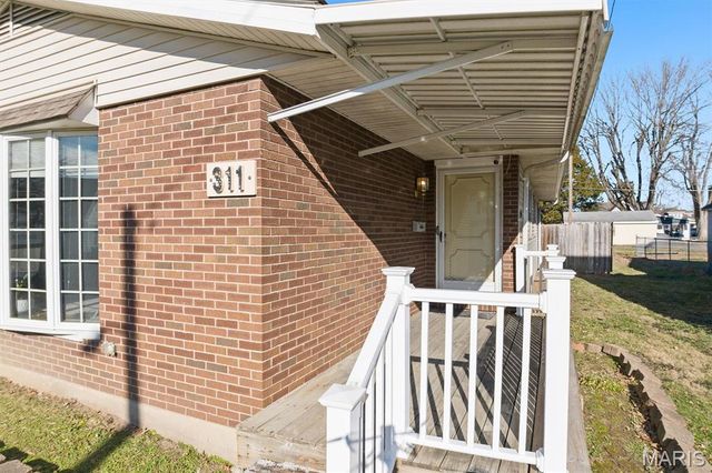 311 Brown Avenue, Collinsville, IL 62234