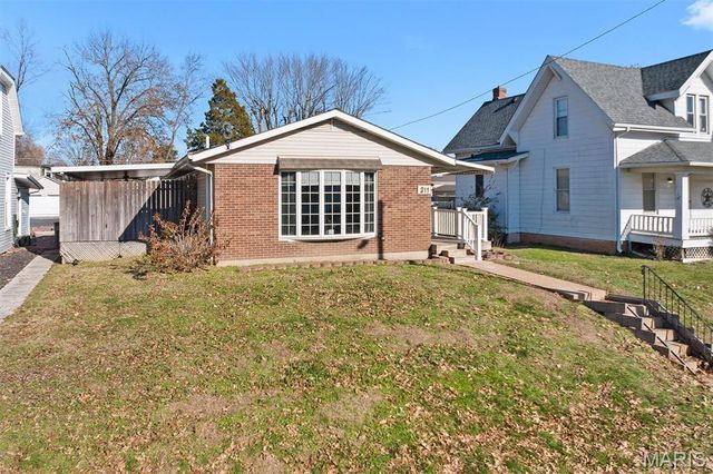 311 Brown Avenue, Collinsville, IL 62234