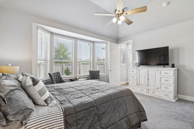 1925 Pelham Drive, Aubrey, TX 76227