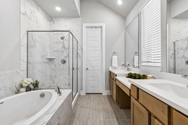 1925 Pelham Drive, Aubrey, TX 76227