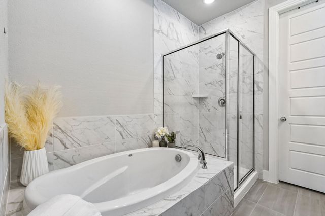 1925 Pelham Drive, Aubrey, TX 76227