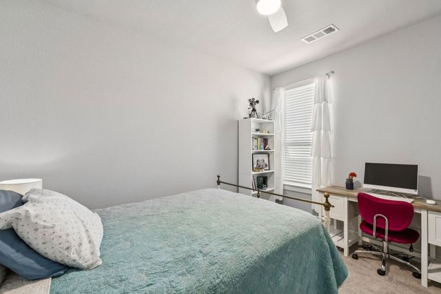 1925 Pelham Drive, Aubrey, TX 76227