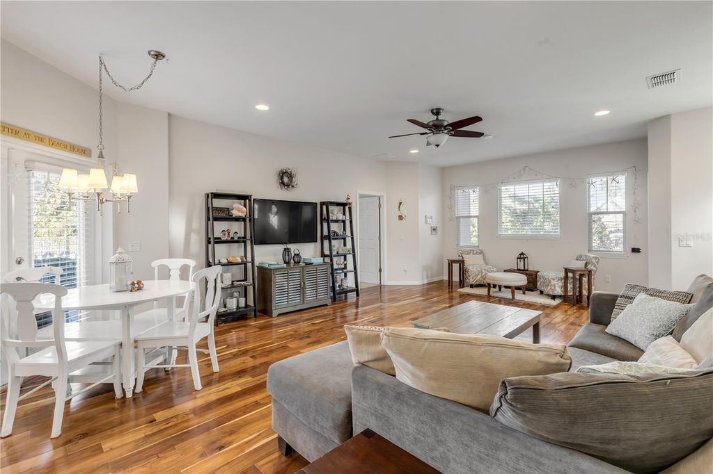 Image 14 of property listing at 201 S COOPER STREET, New Smyrna Beach, FL 32169