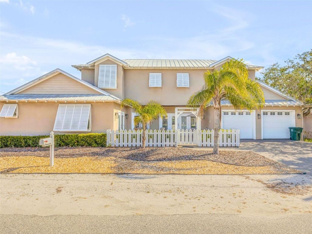 Image 4 of property listing at 201 S COOPER STREET, New Smyrna Beach, FL 32169