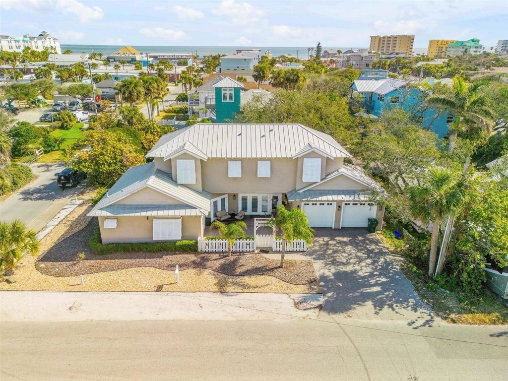 Image 8 of property listing at 201 S COOPER STREET, New Smyrna Beach, FL 32169