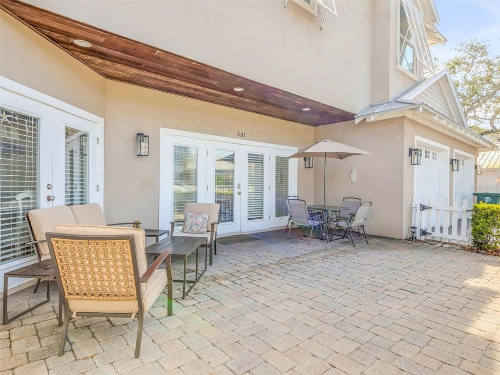 Image 9 of property listing at 201 S COOPER STREET, New Smyrna Beach, FL 32169