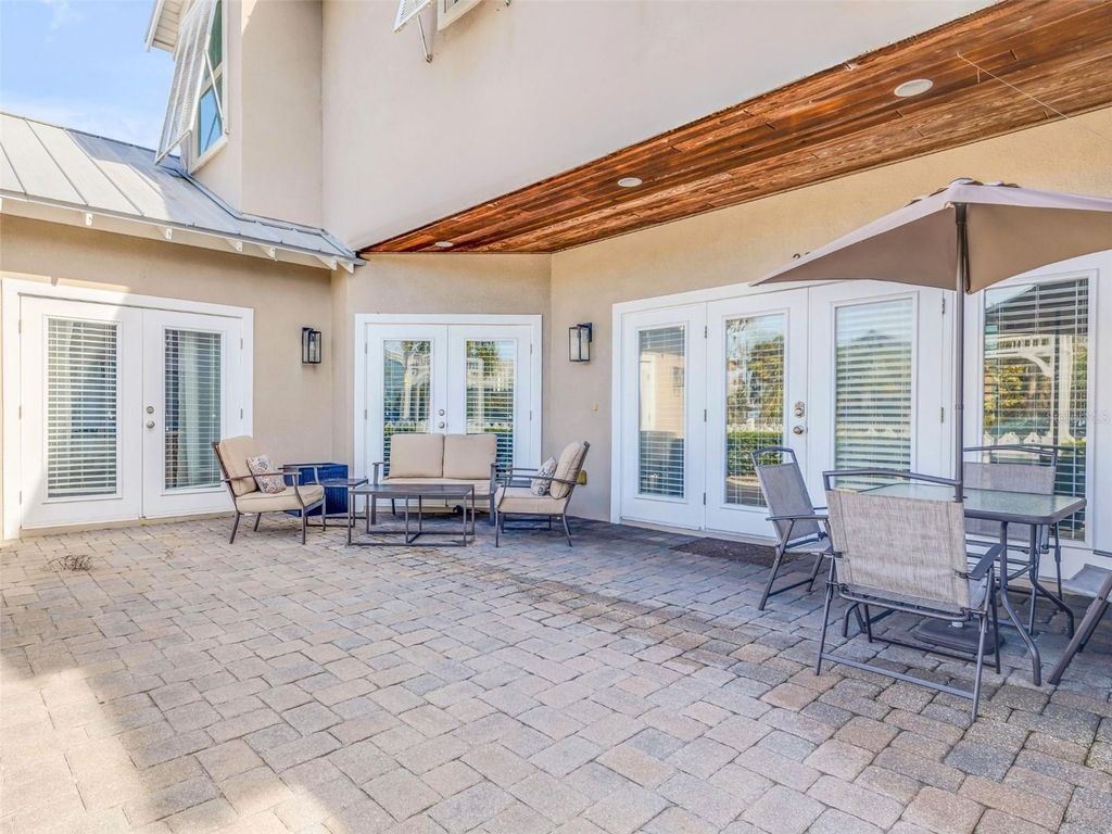 Image 10 of property listing at 201 S COOPER STREET, New Smyrna Beach, FL 32169