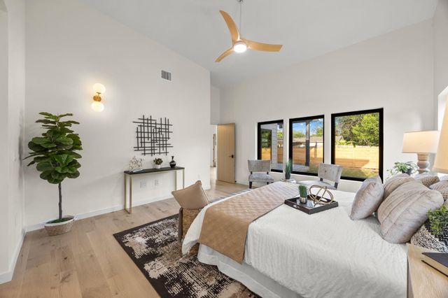 3007 Village DR, Austin, TX 78731