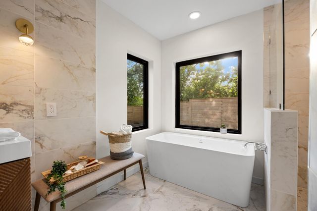 3007 Village DR, Austin, TX 78731