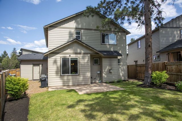 715 N Brooks Camp Road, Sisters, OR 97759