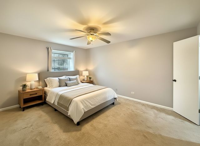 1206 Ballantrae Place B, Mundelein, IL 60060