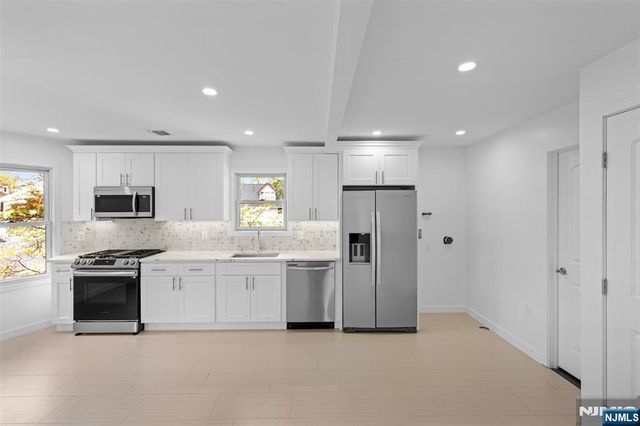 80 Union Place, Ridgefield Park, NJ 07660