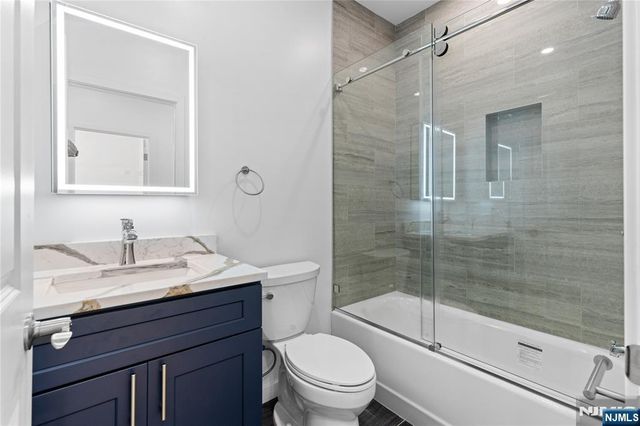 80 Union Place, Ridgefield Park, NJ 07660