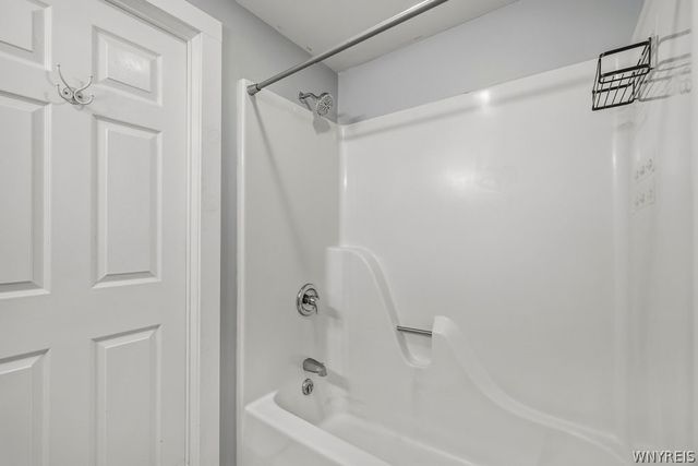 175 Niagara Street, Lewiston, NY 14092