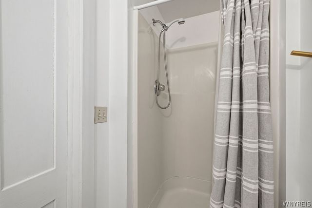 175 Niagara Street, Lewiston, NY 14092