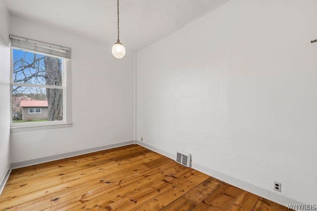 175 Niagara Street, Lewiston, NY 14092