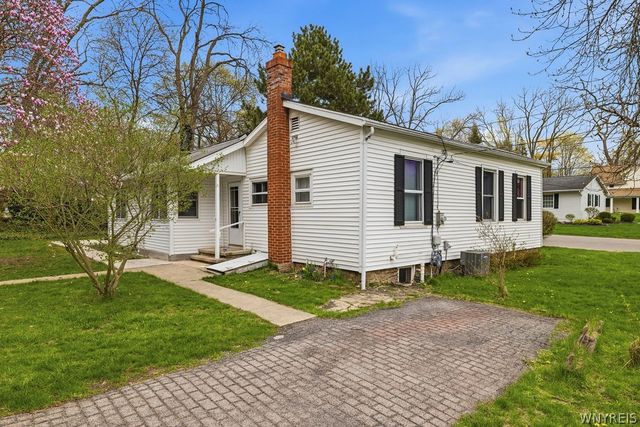 175 Niagara Street, Lewiston, NY 14092