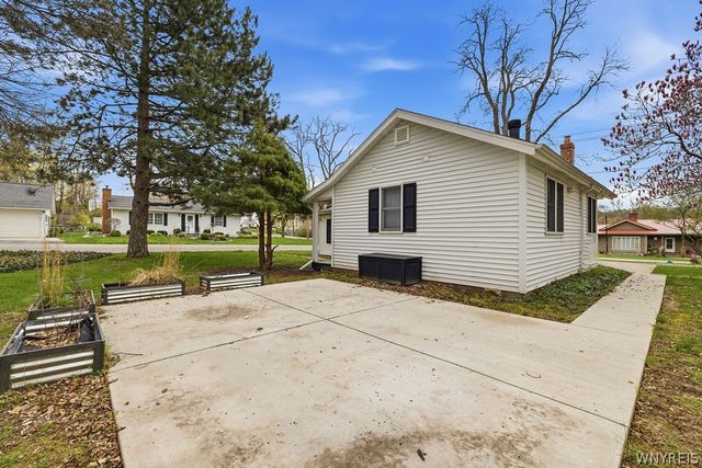 175 Niagara Street, Lewiston, NY 14092