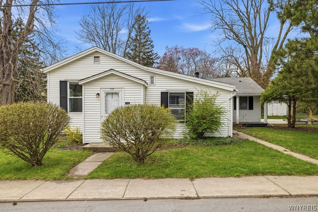 175 Niagara Street, Lewiston, NY 14092