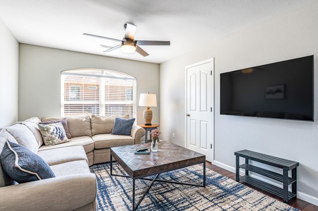 11220 Jordan Avenue NE, Albuquerque, NM 87122
