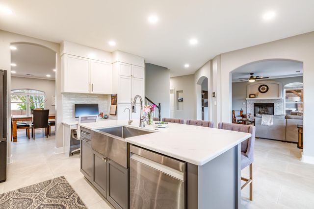 11220 Jordan Avenue NE, Albuquerque, NM 87122