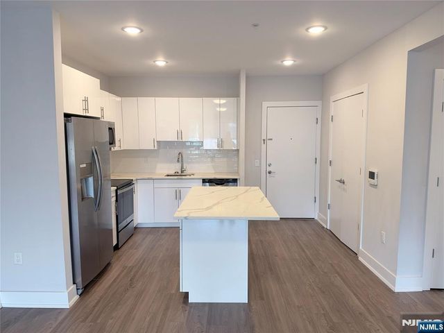 1685 Bergen Boulevard 602, Fort Lee, NJ 07024