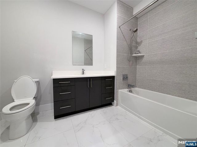 1685 Bergen Boulevard 602, Fort Lee, NJ 07024