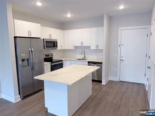 1685 Bergen Boulevard 602, Fort Lee, NJ 07024