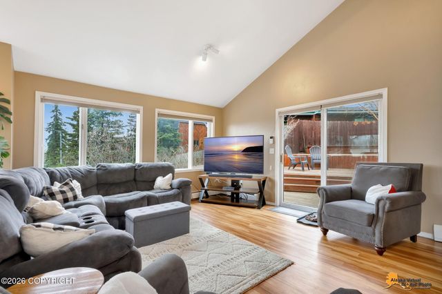6000 Staedem Drive, Anchorage, AK 99504